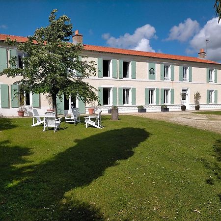 Les Grands Vents Chervettes Exterior foto