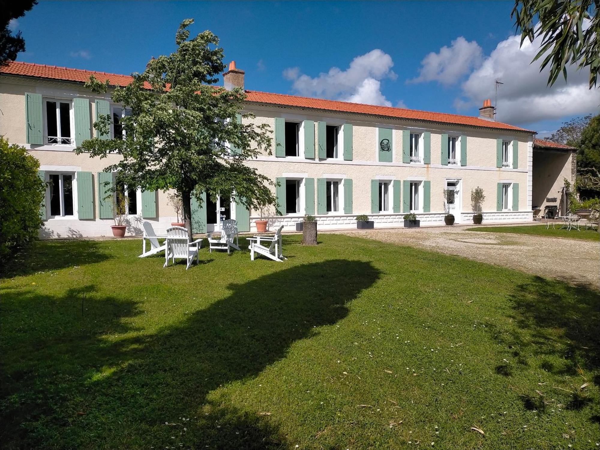 Les Grands Vents Chervettes Exterior foto